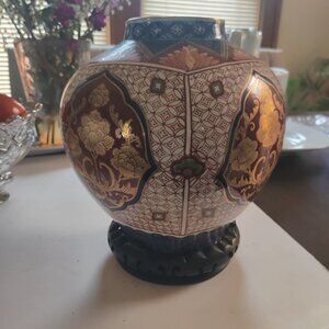 GingerJar Vintage & Signed Japanese Origin, Imari Gold, Reds & Blue handpainted.